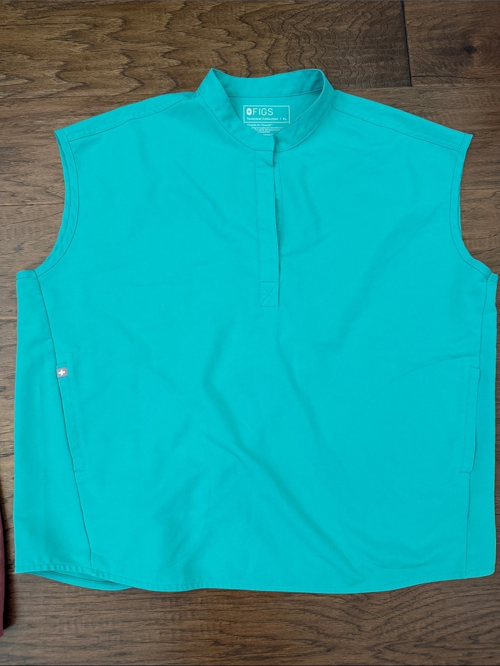 FIGS Teal Oversized Sleeveless Scrub Tops Sz XL